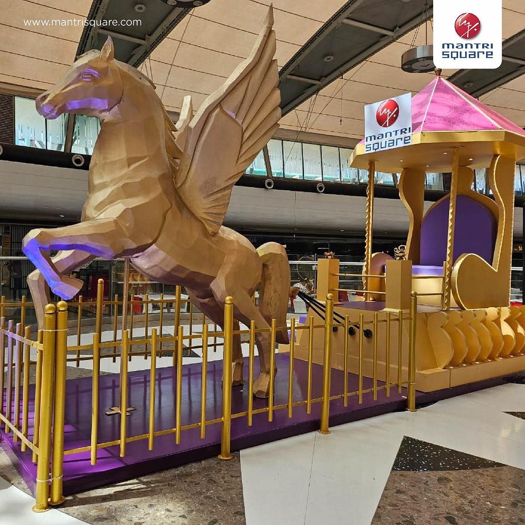 mantriblr's tweet photo. Mantri Square is sparkling with Diwali delight 🪔✨
Visit the mall between the 4th to 16th of this month for a mesmerizing celebration.
Come, be a part of the festive magic 🎉🌟
#MantriDevelopers #MantriMall #DiwaliFestivities #MantriSquareMagic #FestivalOfLights https://t.co/iZZNw2FAzM