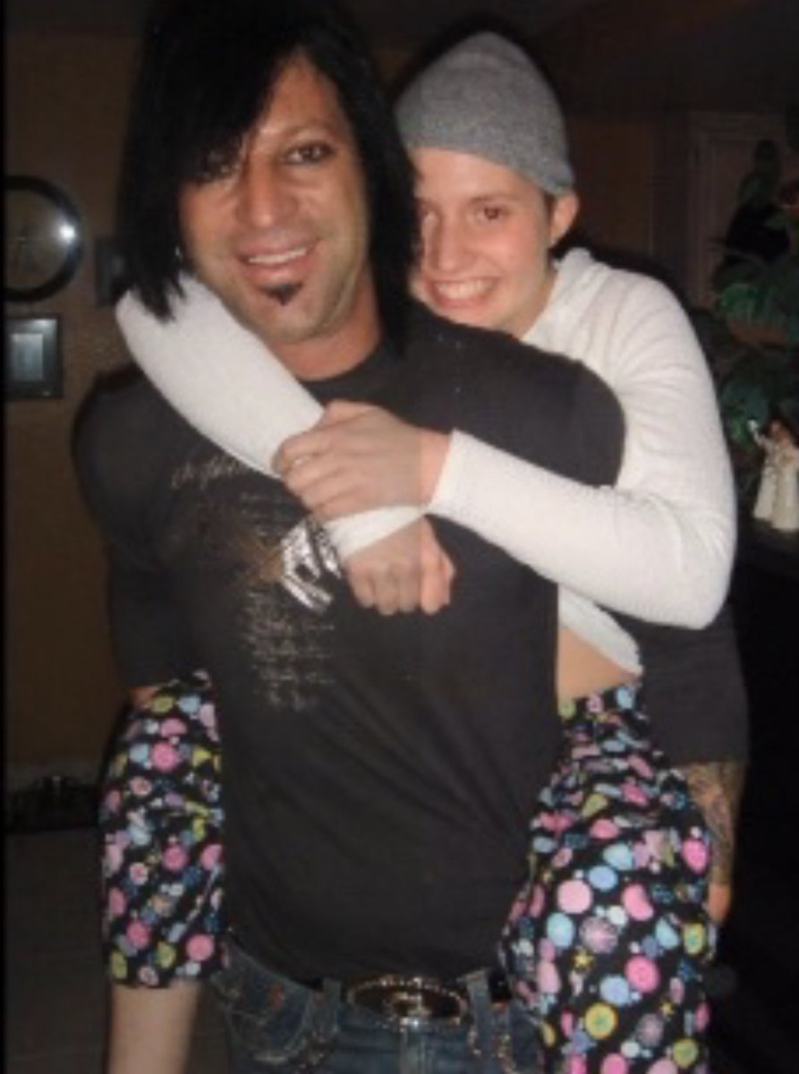 OfficialGodard's tweet image. There are certain days of the year that are forever engraved in my heart, because they are consumed by the memory of the one I miss and love beyond words.

With loss and suffering comes the gift and blessing of clarity about all that is meaningful in this short visit we refer to…