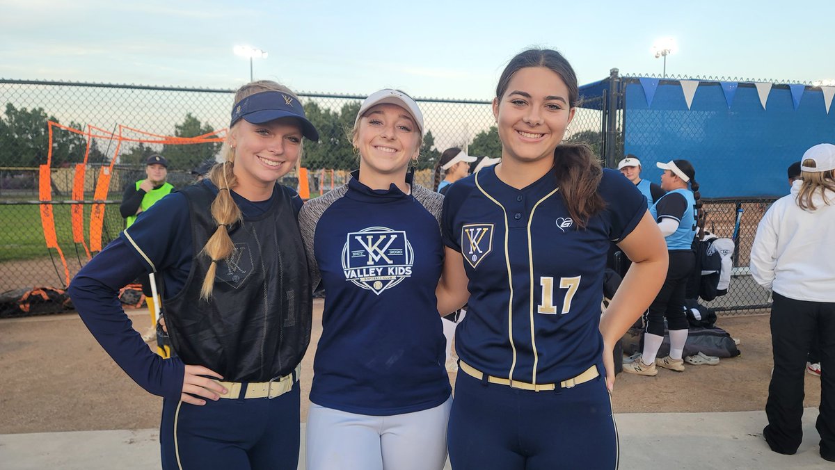 So proud of these girls at the <a href="/BatbustersGomes/">Batbusters Gomes Organization</a> Nor Cal Showcase Camp this weekend. Especially proud of <a href="/paytonpasma17/">Payton P.</a> and all her hard work. Thank you to <a href="/valleykidsfp/">valleykidsfp</a> for believing in her and for all of the college coaches who attended.