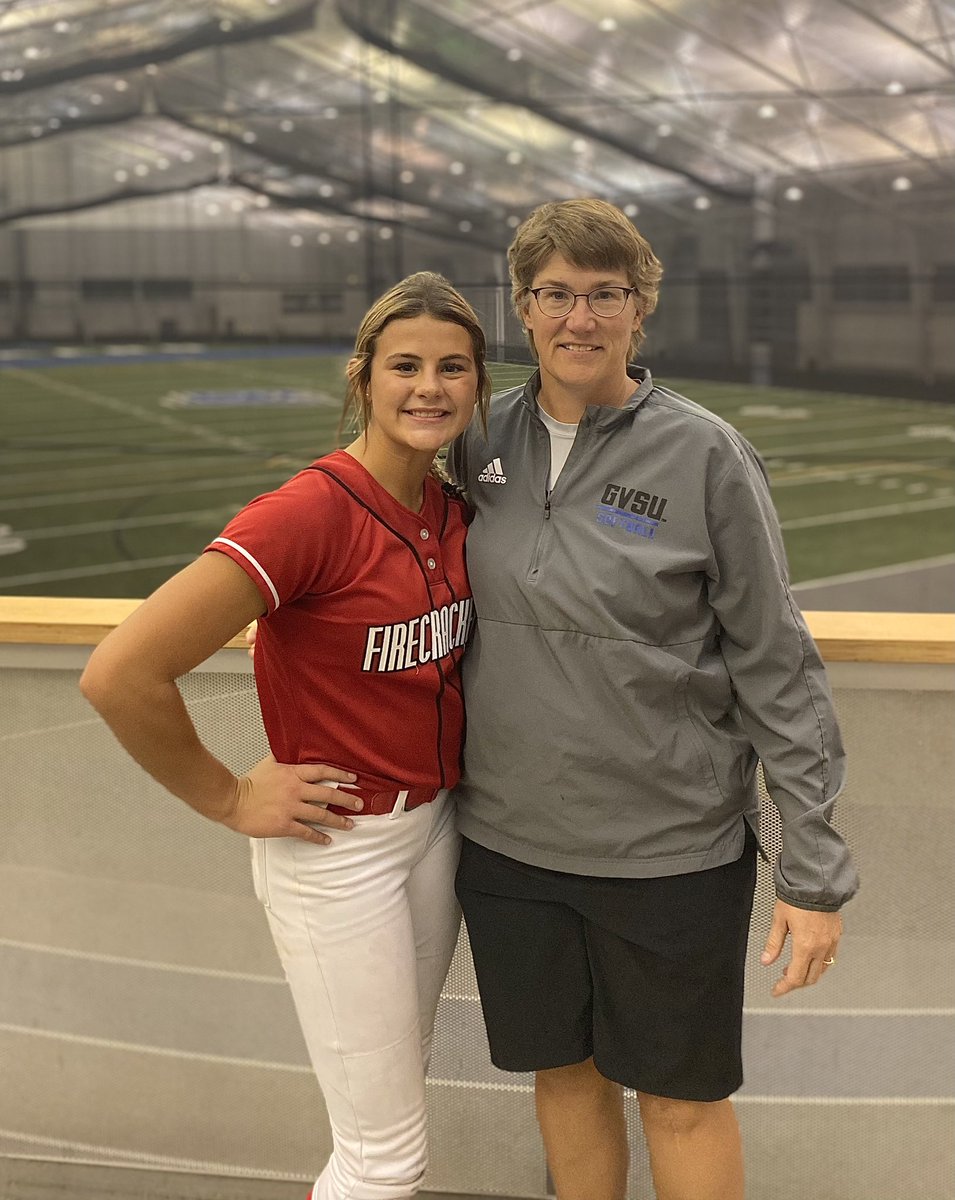 My team and I had a great time at the <a href="/GVSUSoftball/">GVSU Softball</a> camp this past weekend going 4-0! 💪<a href="/LaineyCannon_25/">Lainey Cannon</a> and <a href="/RylieGreggo17/">Rylie Greggo</a> were 🔥🔥on the mound.  I batted .600 with 3 doubles, a home run💣, and a couple stolen bases. Fall season almost done🥲