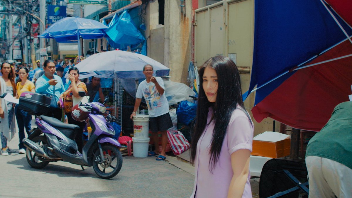 GMA_PA's tweet photo. Nakakabitin naman 'yung mga eksena nina Ruru at Kylie! #BlackRider https://t.co/Q3hV0lBxFd