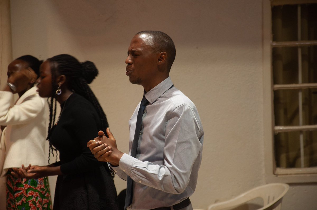 LGM_UG's tweet photo. "Whenever we set our hearts to go before God He is there for you."-Pr.Ruth Atkunda 
#AccessToGod

Yesterday's four slides.
#FFCRUBAGA https://t.co/6iF3UD46Cd