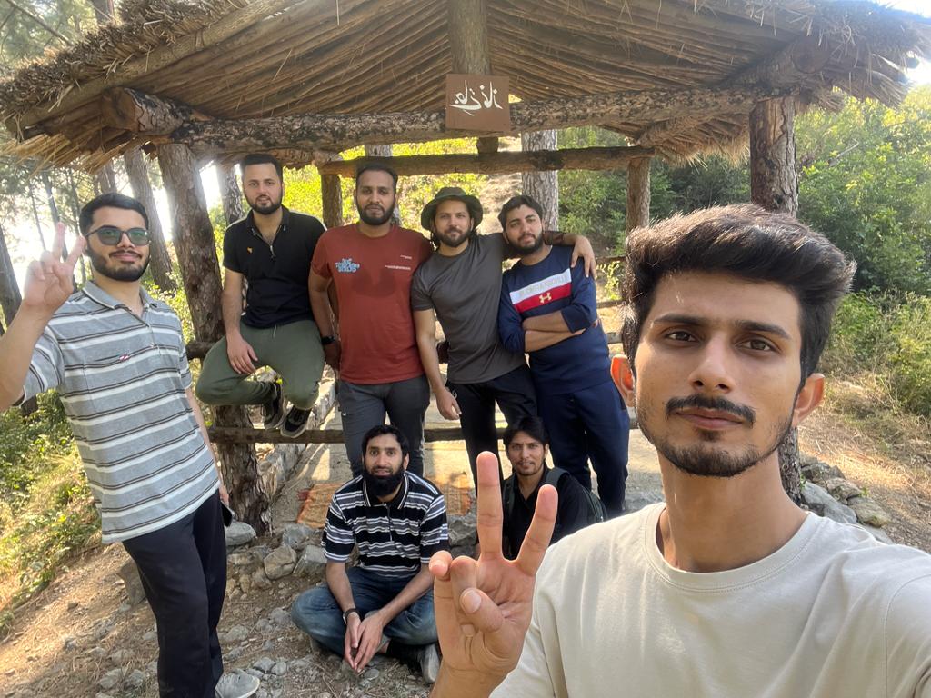 DPL_rebels's tweet photo. DPL's Adventure Club took on the challenging Trail 3, setting their eyes on the summit. However, they didn't stop there and continued trekking towards Monal to enjoy its stunning views.

#DPL #DPLRebels #RebelLife #AdventureClubCircle #DPLCircles #HikingLife #HikingTrip https://t.co/juRaozcSV6