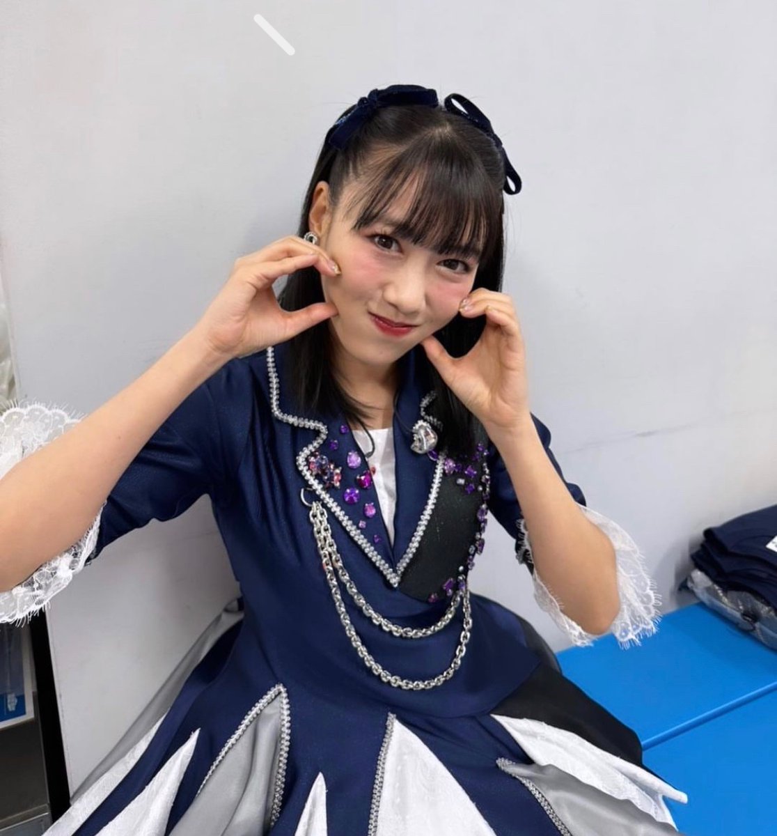kajikachan_mcz's tweet photo. れれと同世代だもーん💜
(れれ、ぷくにこ顔の話からのこの写真は反則。あした職場でこれやるね。)
#れにちゃん永遠にすき
#92line https://t.co/c3wGxjeDyo