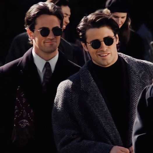 ChandlerBing_12's tweet photo. Chandler Bing &amp; Joey Tribbiani (1994) https://t.co/x8EfBdSnoN