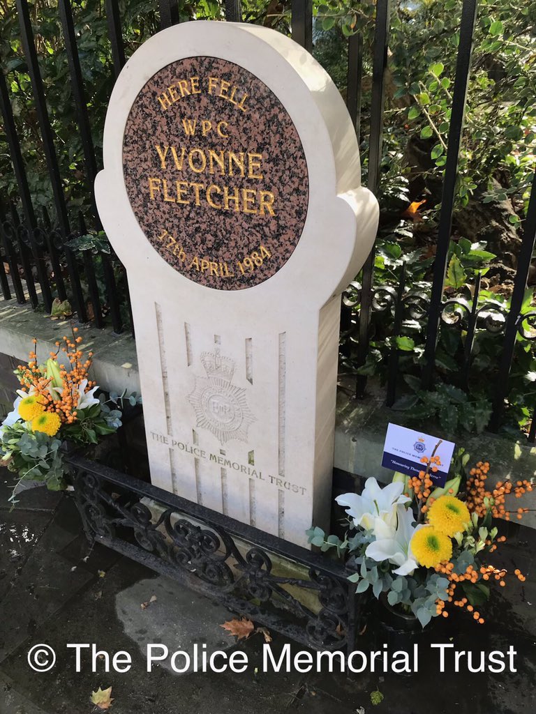 The @tpmt_org November floral tribute to WPC Yvonne Fletcher at our memorial to her memory in @stjameslondon #HonouringThoseWhoServe #PoliceMemorials #PoliceFamily