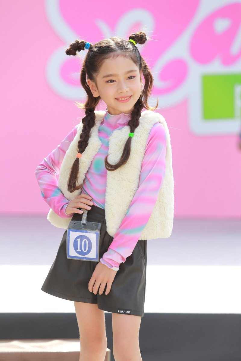 hitumabushihann's tweet image. 2023.11.4  Happy Mama Park、久屋大通パーク。
ハピママキッズモデルグランプリステージより。
佐藤 にこちゃん。
#佐藤にこ   #ハピママパーク