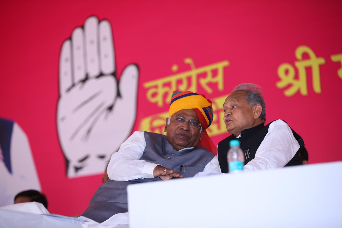 INC President Sh. Mallikarjun <a href="/kharge/">Mallikarjun Kharge</a> ji's amazing rally alongwith CM Sh. <a href="/ashokgehlot51/">Ashok Gehlot</a> ji in his hometown Jodhpur! 

Congress' guarantees are receiving tremendous support, and the people have seen through the ED's motivated attack on our leaders. They will not fall for the