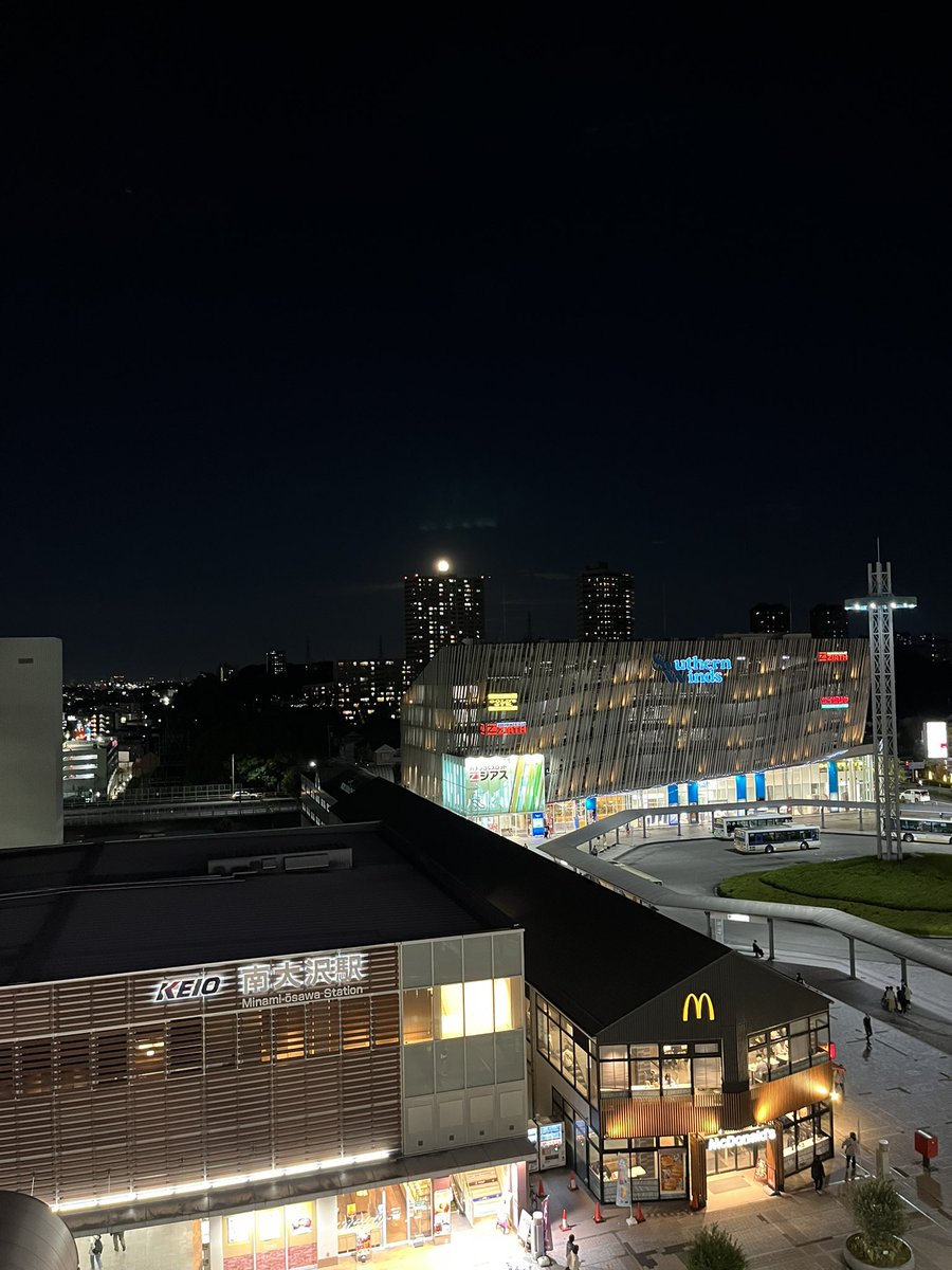 本日もお疲れ様でした‼️
🔥南大沢の日常🔥
月1の個人MTG‼️
個々の課題を改善していきましょう❗️
やるしかないです🔥
もっと成長します💪
明日からも頑張っていきましょう〜❤️‍🔥
#d1wgp3
#感謝
#感動
#ドクターストレッチ
#南大沢
#毎日投稿
#D1隊長
#日本一