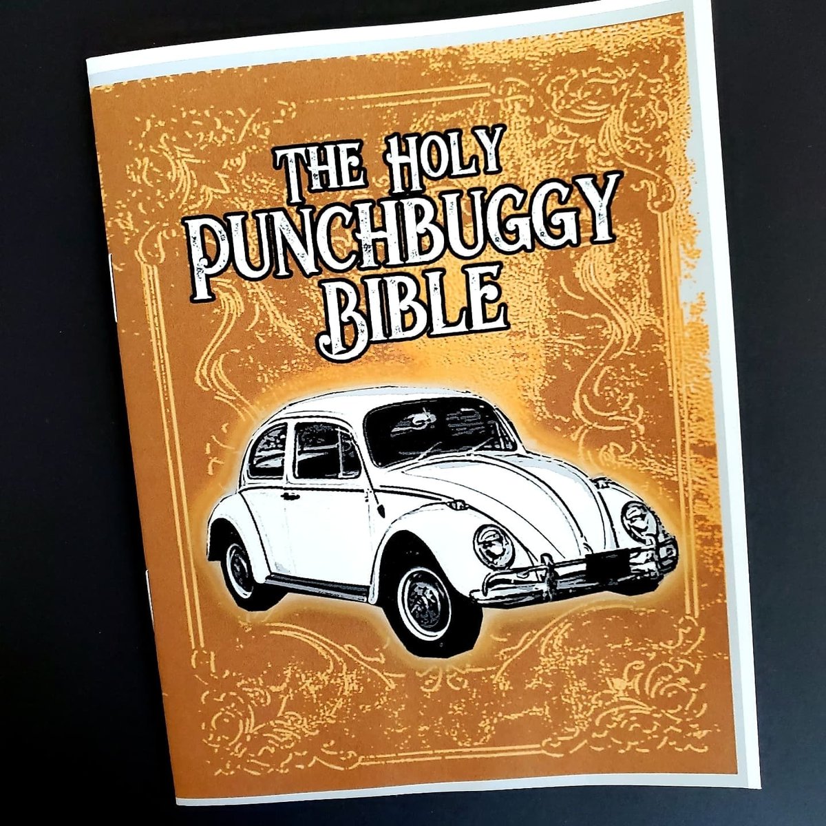 No punch backs!

The Holy Punchbuggy Bible is one of my most popular zines.

It's an unofficial rulebook for the Punchbuggy game, including a scorecard for when you smack your friends.

Available at PocketThoughts.etsy.com 

#zines #Punchbuggy #cars #beetle #nopunchback #rulebook