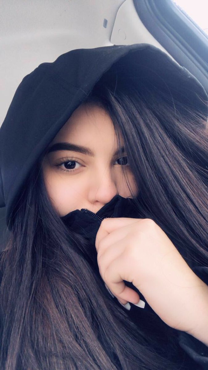کچھ لوگ ہر کسی پہ مرتے ہیں 
بس ڈوب کے ہی نہیں مرتے۔۔۔😏

🖤🖤
#Zoya