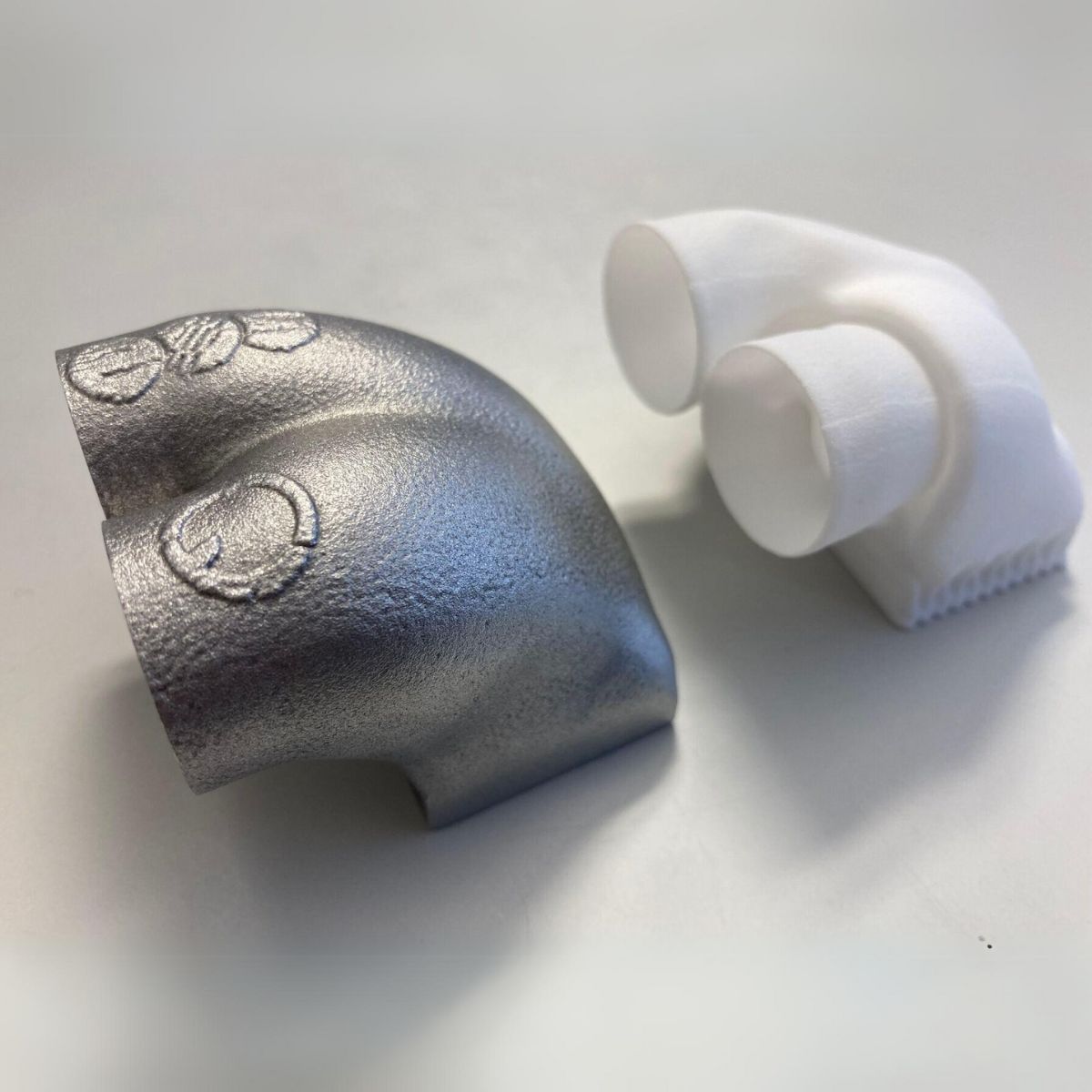 toffeeXofficial's tweet photo. 👀 A preview of a design we're going to show at @formnext_expo  this year.

This design resulted from a collaboration with Cécile Laverrière and Vincenzo Abbatiello from EOS.
You will find it both at the EOS stand and ours.

📍Hall 12.0 - Stand B47 https://t.co/nYdGA07IZI