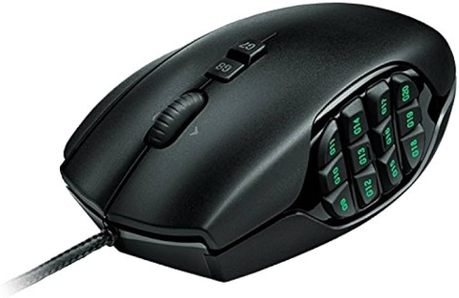 BChevreau's tweet photo. @LogitechG But what about the... G600 @LogitechG ? Please refresh that one! Wireless, new sensor, USB-C... We don't need much. Please think about your MMO crowd and AutoCAD / engineers / artists in need of BUTTONS! <3 https://t.co/bwEjskPqIW