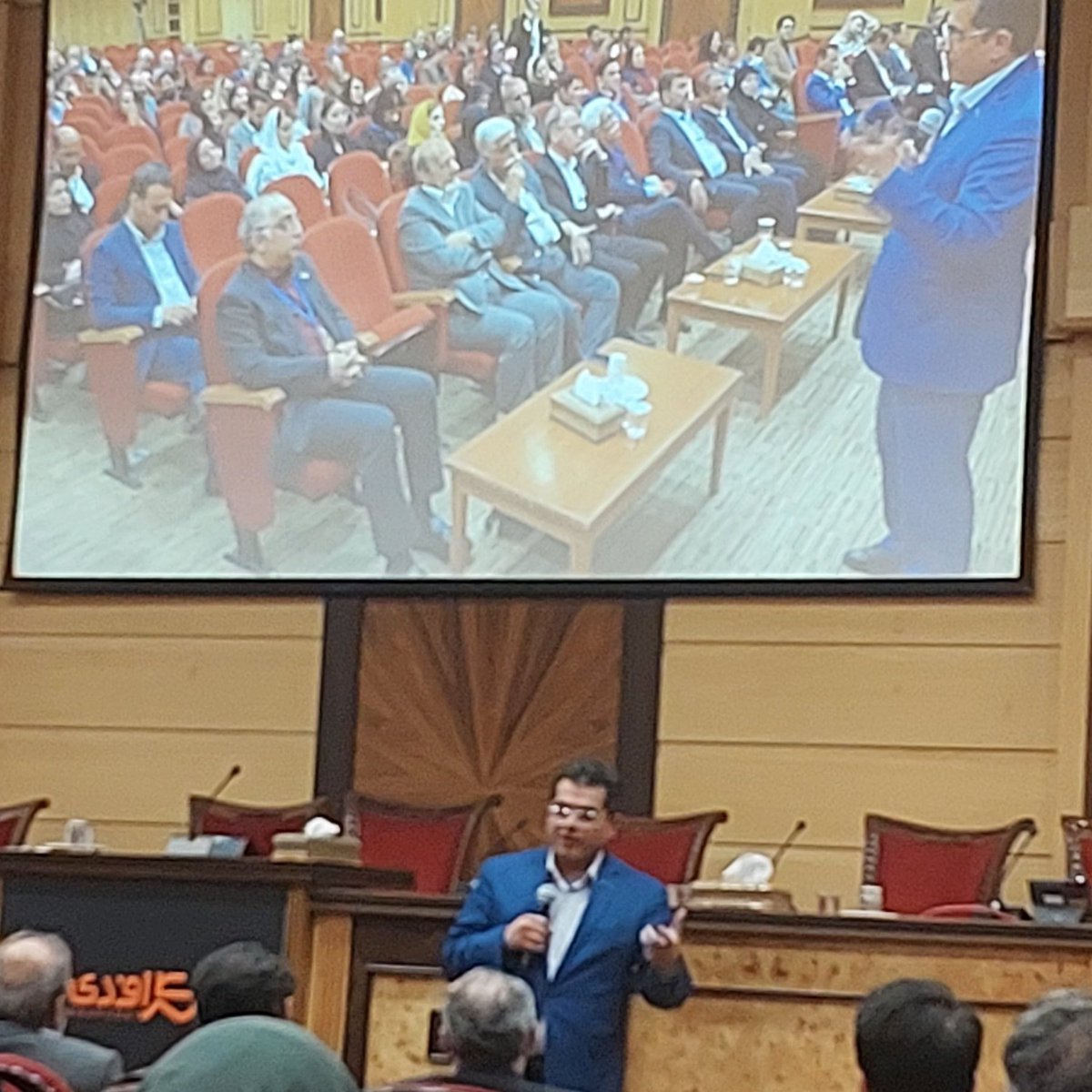 MiladZarei_ir's tweet image. رویداد گراف دی؛
 سخنرانی انتقال تجربه حمیدرضا رضاپناه مدیر عامل سرزمین هوشمند پاد: به دنبال چیزی باشید که هدف عالی سازمان شما هست.

به نظرم سخنران اسپانسری بود بیشتر ...
@grafday1
#grafday #graphday #pr
#روابط_عمومی #روابطعمومی #گرافدی #گراف_دی