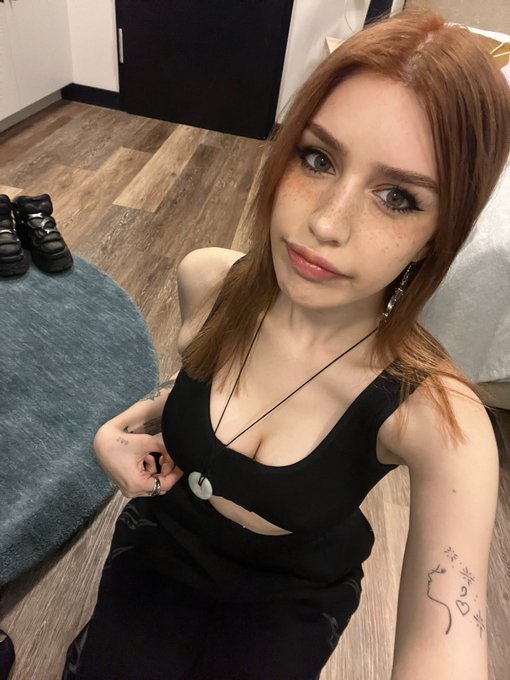 filming day !! https://t.co/P177rHNAgE