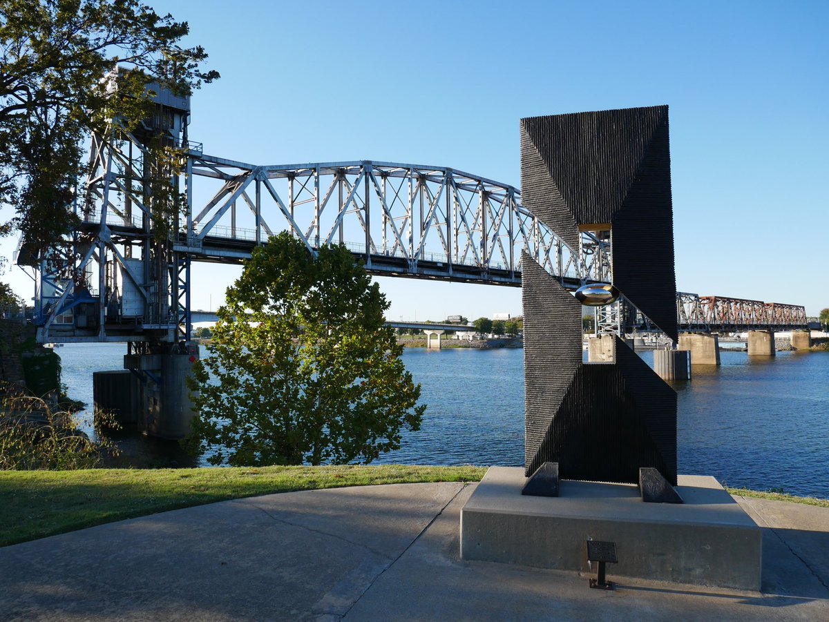 realScottPfaff's tweet photo. Sharing some photos I took in downtown #LittleRock at Riverfront Park in October 2023 📸 https://t.co/PiU27swMsM
