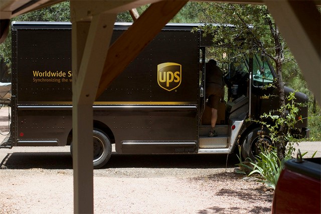 totalogistix's tweet image. UPS unveils ‘Hyperlocal’ option for fast next-day delivery. Click to read the full article bit.ly/3tVx4ky #nextdaydelivery #SmallPackage