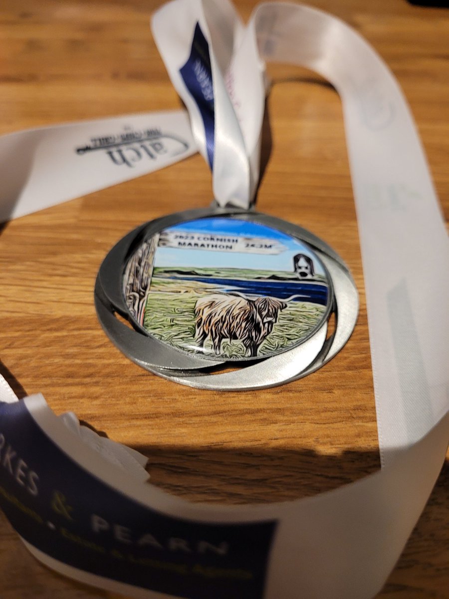 simpster20's tweet photo. #medalmonday #cornishmarathon https://t.co/KiW9sDF4lQ