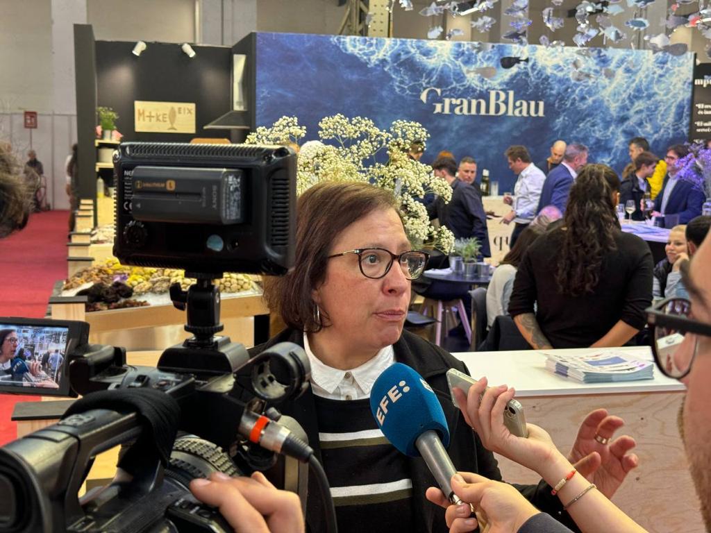 rgileiroa's tweet photo. Arrenca una nova edició del @gastronomicfbcn, saló de referència per als i les professionals de la restauració.
Un esdeveniment que potencia la #MarcaBCN com a ciutat que aposta per la gastronomia de qualitat, el producte de proximitat i el compromís amb la sostenibilitat 🍅🥔🥦 https://t.co/O24Xy05X4j