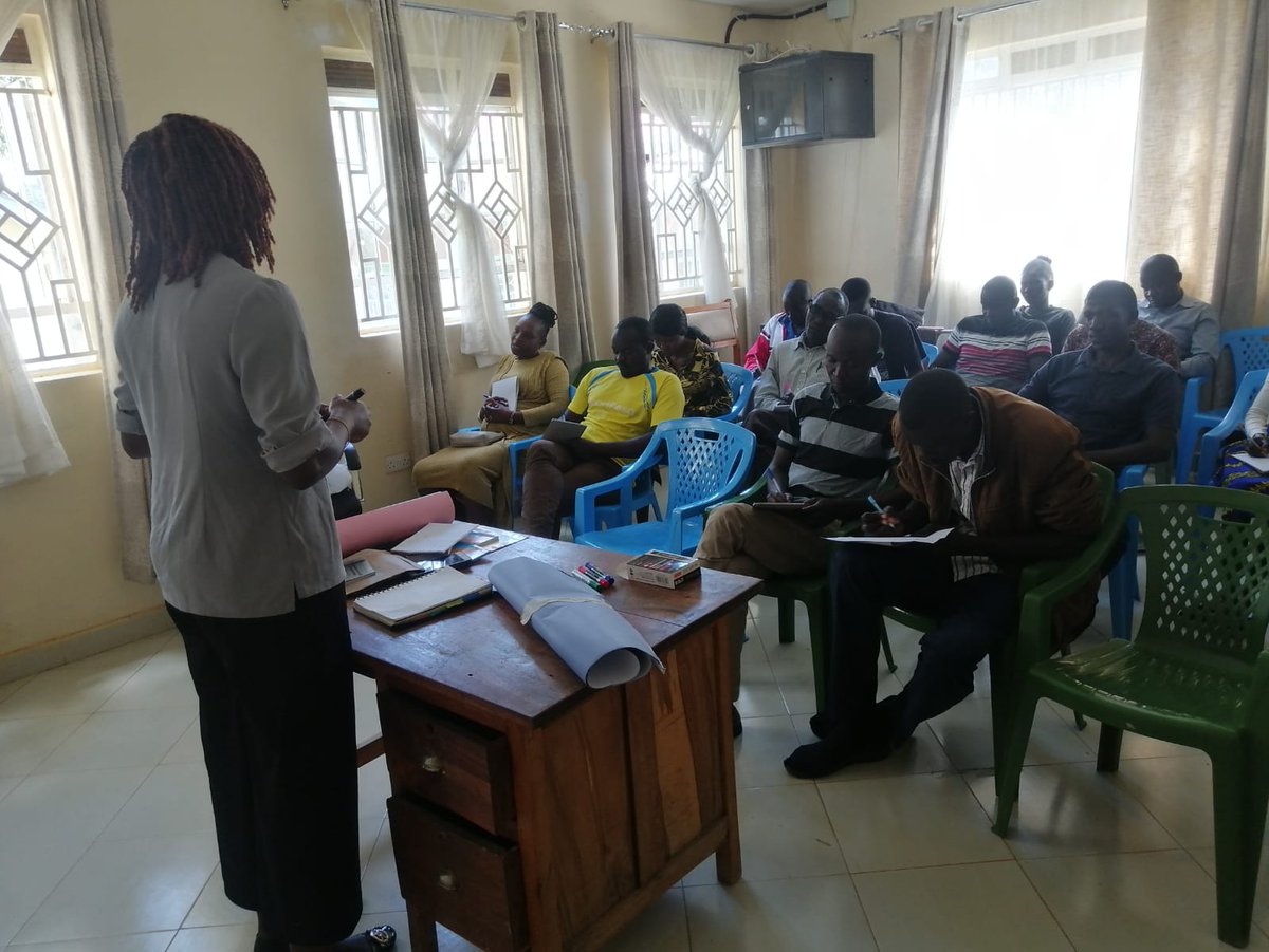 StepupTogether's tweet photo. We are currently conducting a Capacity building session for youths and women budget champions, youth groups representatives on accountability strategies, budget analysis for informed budget advocacy in West, East, Central wards in Seme Sub-County.
#Participate
#AIMCE https://t.co/Xl5JX0tPgP