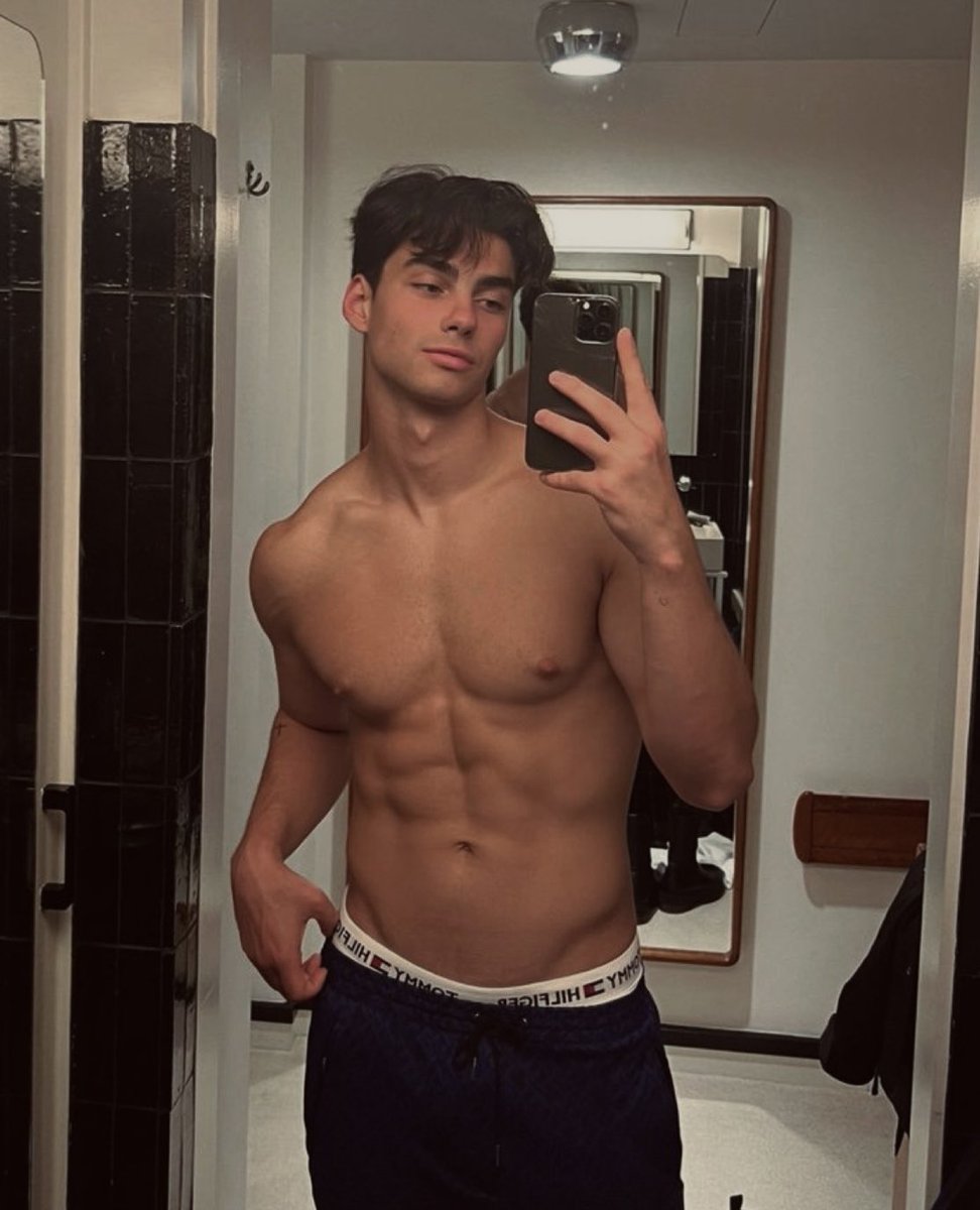 ofmxderntimcs's tweet image. (👻) to 𝐰𝐨𝐥𝐟

ᴄᴀɴ’ᴛ ᴇɪᴛʜᴇʀ. ɢᴏᴛ ᴀ ꜰʀᴇᴇ ᴀꜰᴛᴇʀɴᴏᴏɴ ᴛʜᴏ sᴏ ɪᴍ ɢᴏᴏᴅ