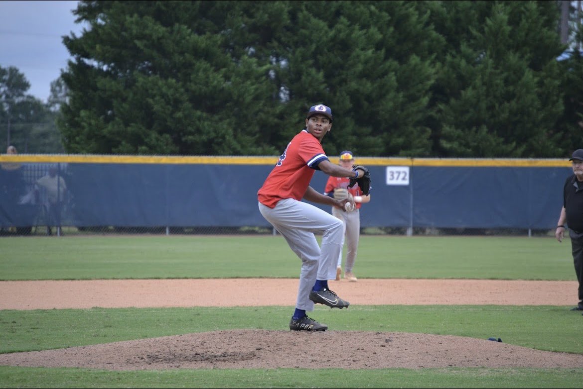 Championship Monday!
The Fellas In Red and Blue’s Clues will face off today in a winner take all game to complete our Fall World Series!

Starting Pitchers-

Red: Houston Sarvis
Blue: Shannon Edwards Jr.

⏰3:00 pm
🗓️11/6/23
📍Frazier Field

#Rollcanes