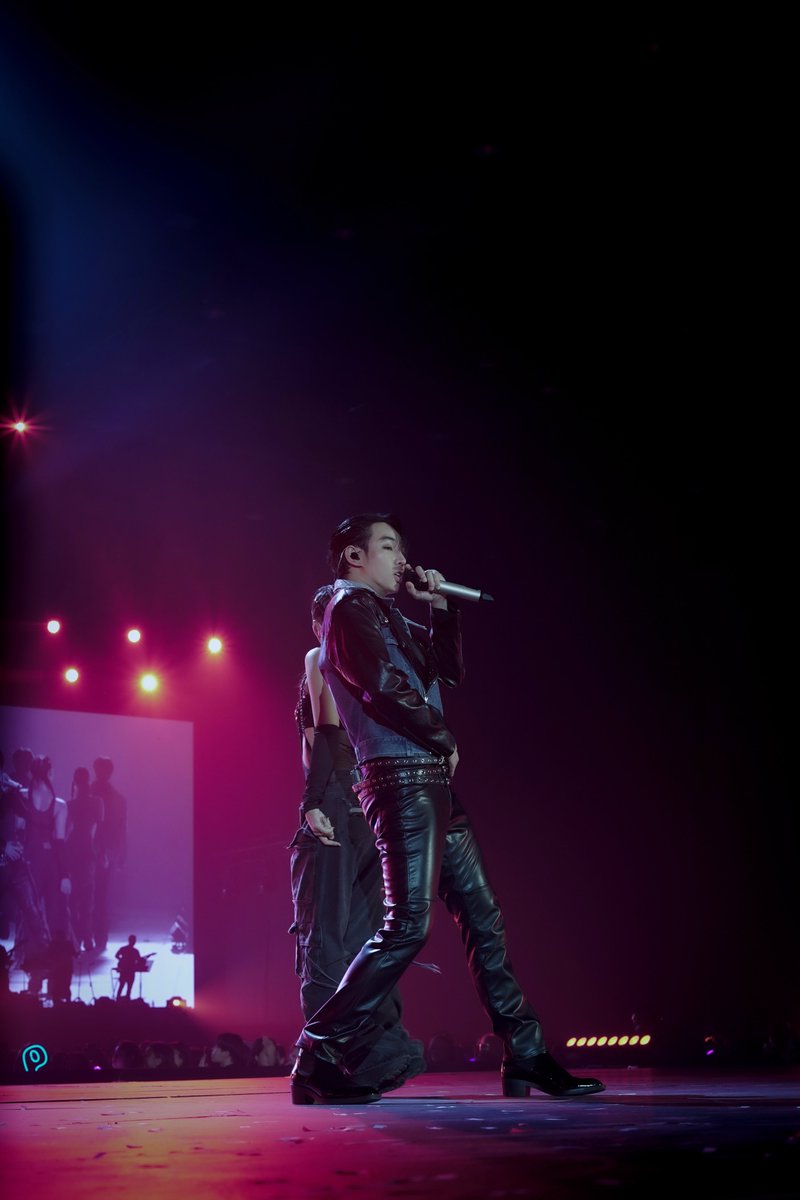 Palit_Official's tweet photo. แคปชั่นไม่มี...มีแต่พี่โชค  💙 @peckpalit 

#เป๊กผลิตโชค #PeckPaLitChoke 
#PeckAofIceInFriendnityConcert https://t.co/1Qn7f72Nng