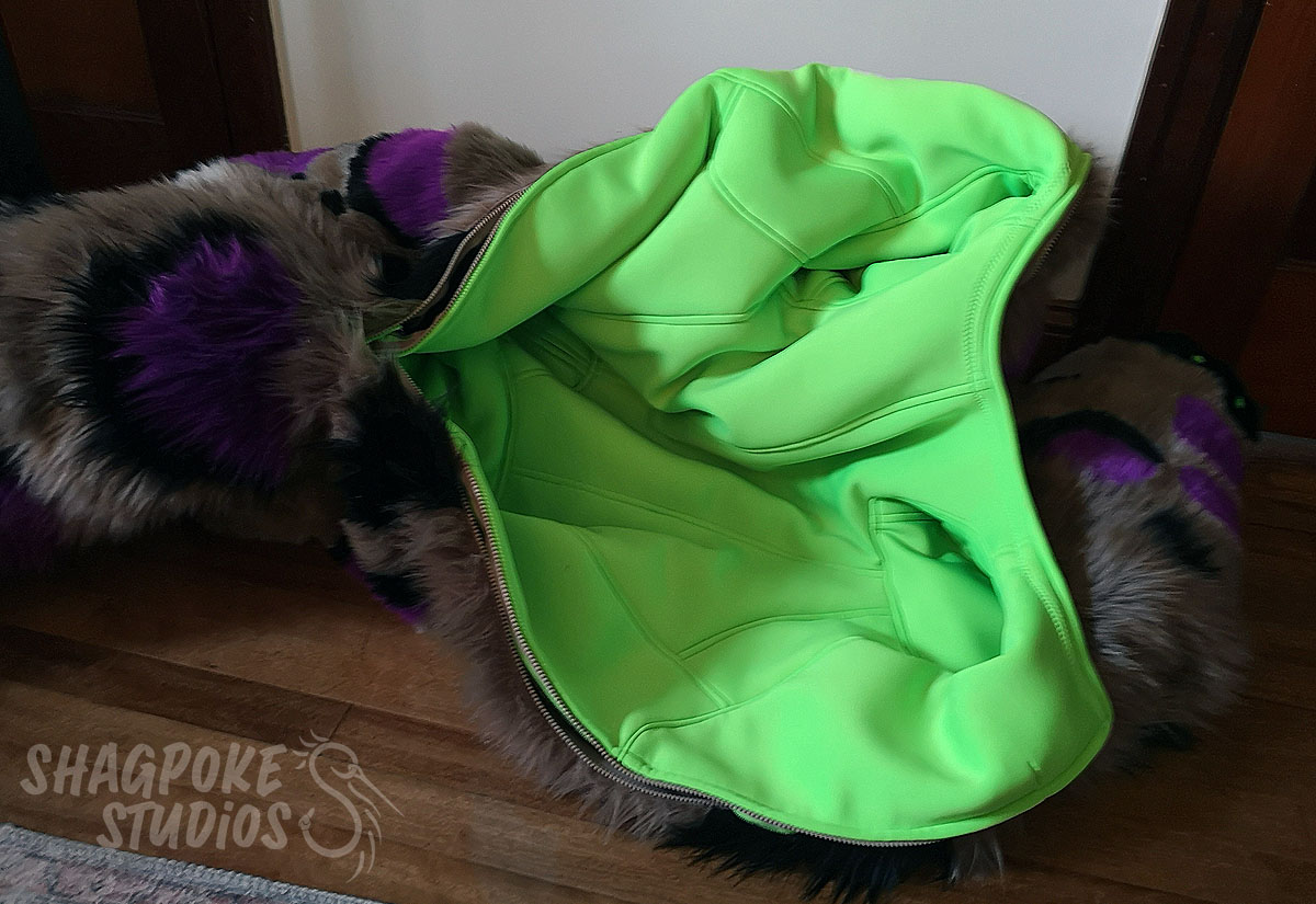 ShagHarder's tweet photo. Some more pics of the alternative crawler/bitchsuit body that I made for one of my fullsuits! 

I'm open for comms! Form is found here:
https://t.co/F3TlUcdMOL
with head would go under "padded fullsuit" without would be "padded bodysuit" just specify in the notes it's a crawler! https://t.co/GIPHeWoYAw