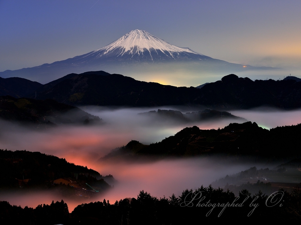 fujitomo_photo's tweet photo. 彼と初めて肩を並べて撮っていた日です。

2013年3月2日。

あれから10年以上が経過しています。

#富士山 #橋向真 https://t.co/Glqx2bf25h