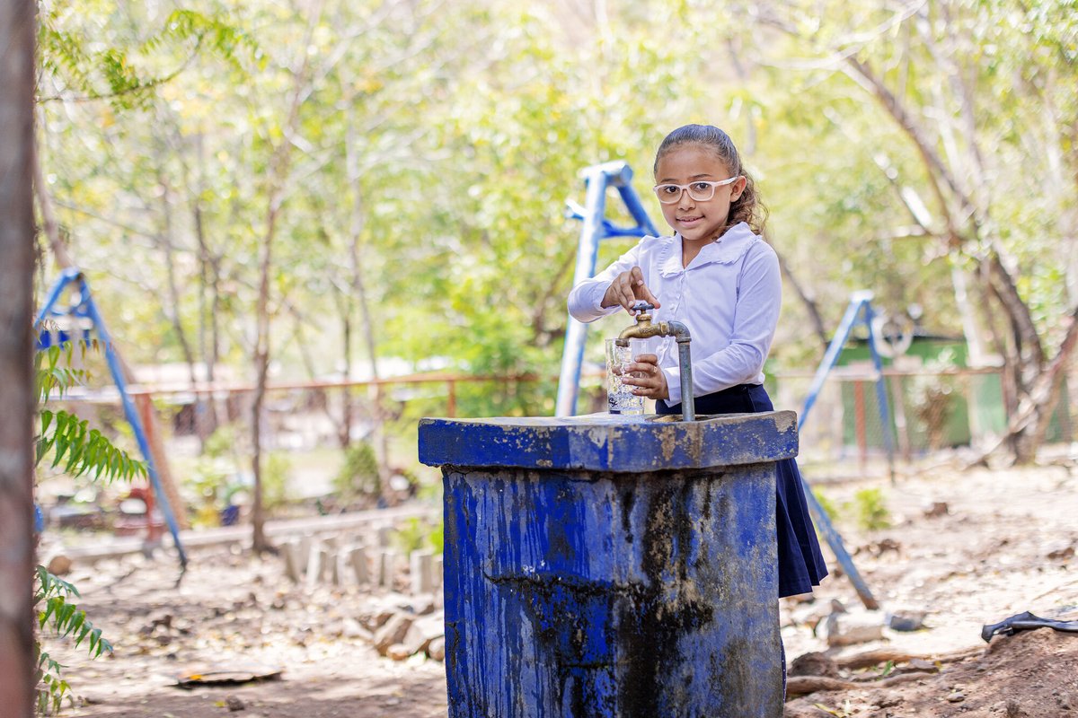 95% of water systems fail within 20 years due to limited community capacity. Partnering with EOS International @EOS_Intl to ensure long-term safe drinking water access in rural Honduras. Everyone deserves clean water! 💧🌍🙌