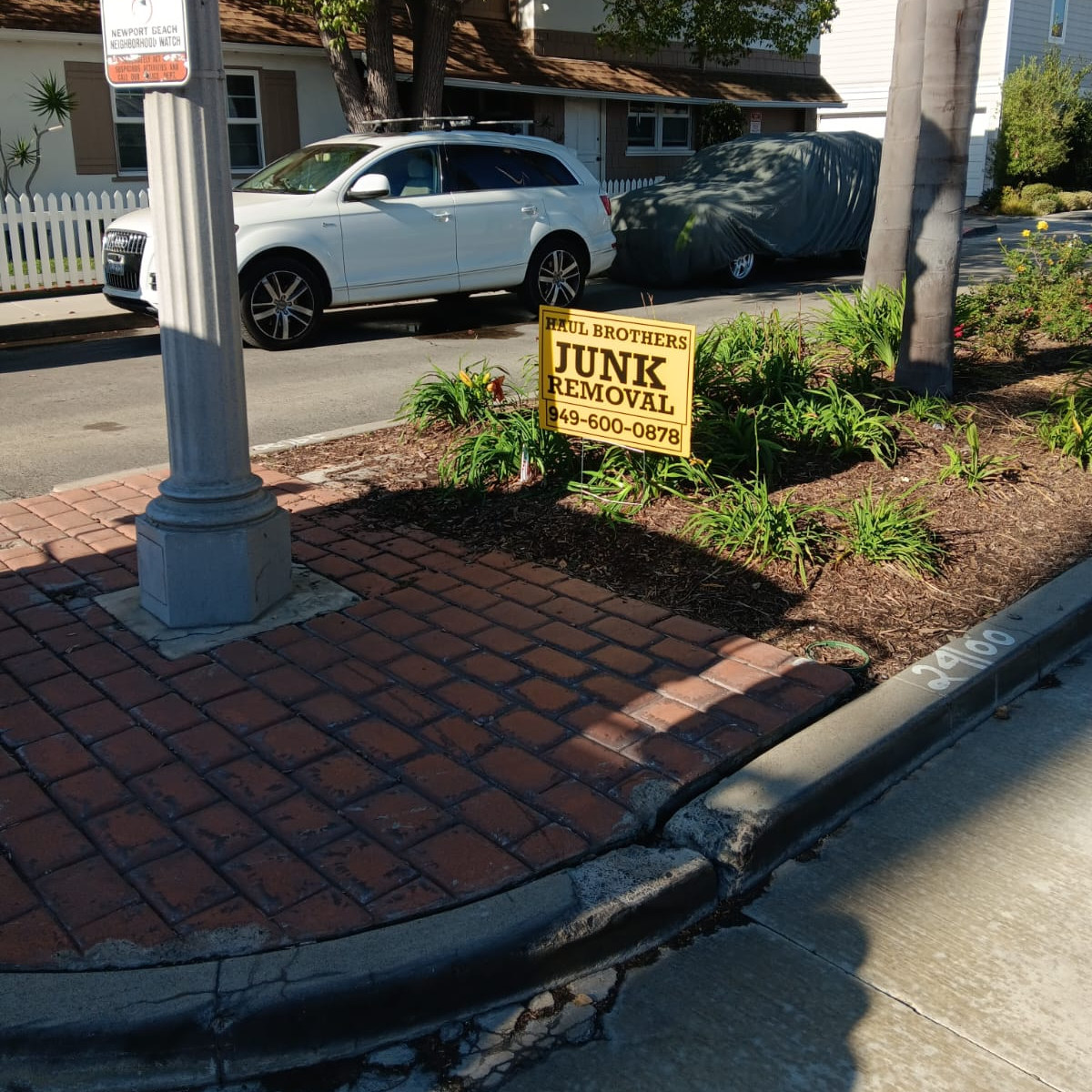 Haulbrosjunk's tweet image. Creating a harmonious home means saying goodbye to chaos and welcoming order and peace. 🏠 #HarmoniousHome #OrderAndPeace