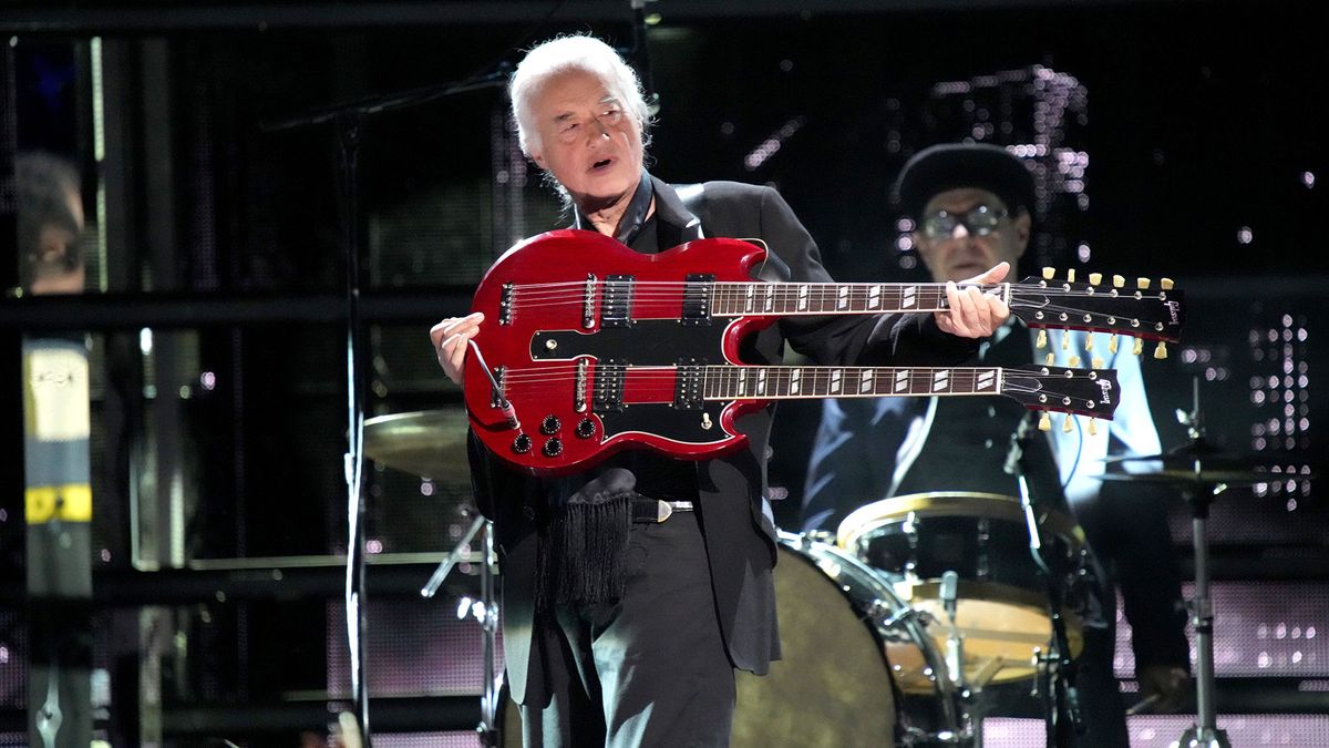 GuitarWorld's tweet photo. “As a guitar instrumental, it was totally unique in its mystery”: Jimmy Page performs live for the first time in 8 years, covering Link Wray’s Rumble at the Rock and Roll Hall of Fame https://t.co/BcyVT5QcdI https://t.co/QcFzV7Boex
