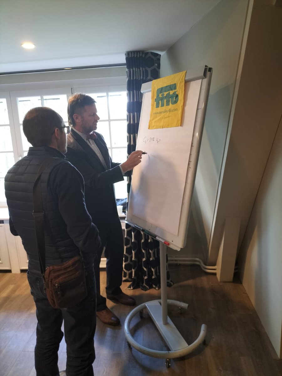 Very successful first stage of <a href="/asianturfgrass/">Micah Woods</a> #TourdeFrance at #GolfSaintCloud in #Paris.
Packed  with superintendents of the Paris region and elsewhere.
#Sustainability 
<a href="/SemillasFitoTG/">Fitó Turfgrass</a> 
#Turf
#Golf
#Football
#Sod