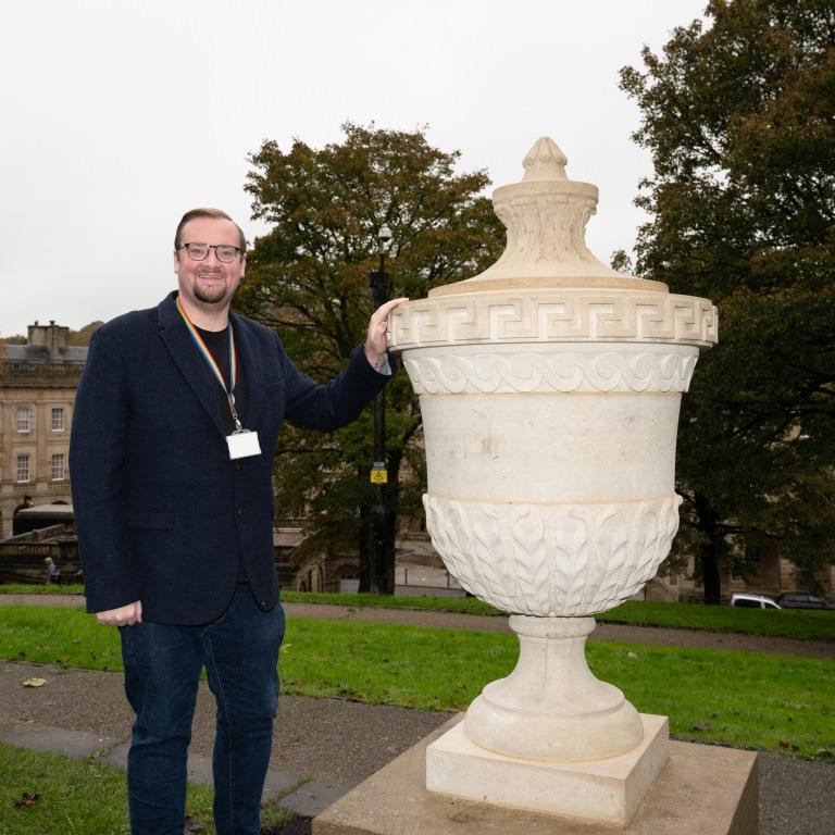 The missing urn on Buxton’s Slopes has been put back! The urn is a Grade II listed ornament and was removed years ago due to safety.

The Council & Historic England has funded the replacement as part of the High Street Heritage Action Zone (HSHAZ) project.
highpeak.gov.uk/article/7770/M…