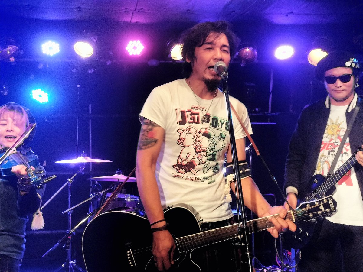 z_piratesrocks3's tweet photo. DIRTY OLD DRUNX
#FELLOWS
#FELLOWS54
#DIRTYOLDDRUNX
#NITROX
#NOJOBs
#THEASIANLIPS
#TheGroovyTimes
#TheKeyStone
#DJz
#DJTAKA
#高円寺showboat https://t.co/2TqcNzjIDK