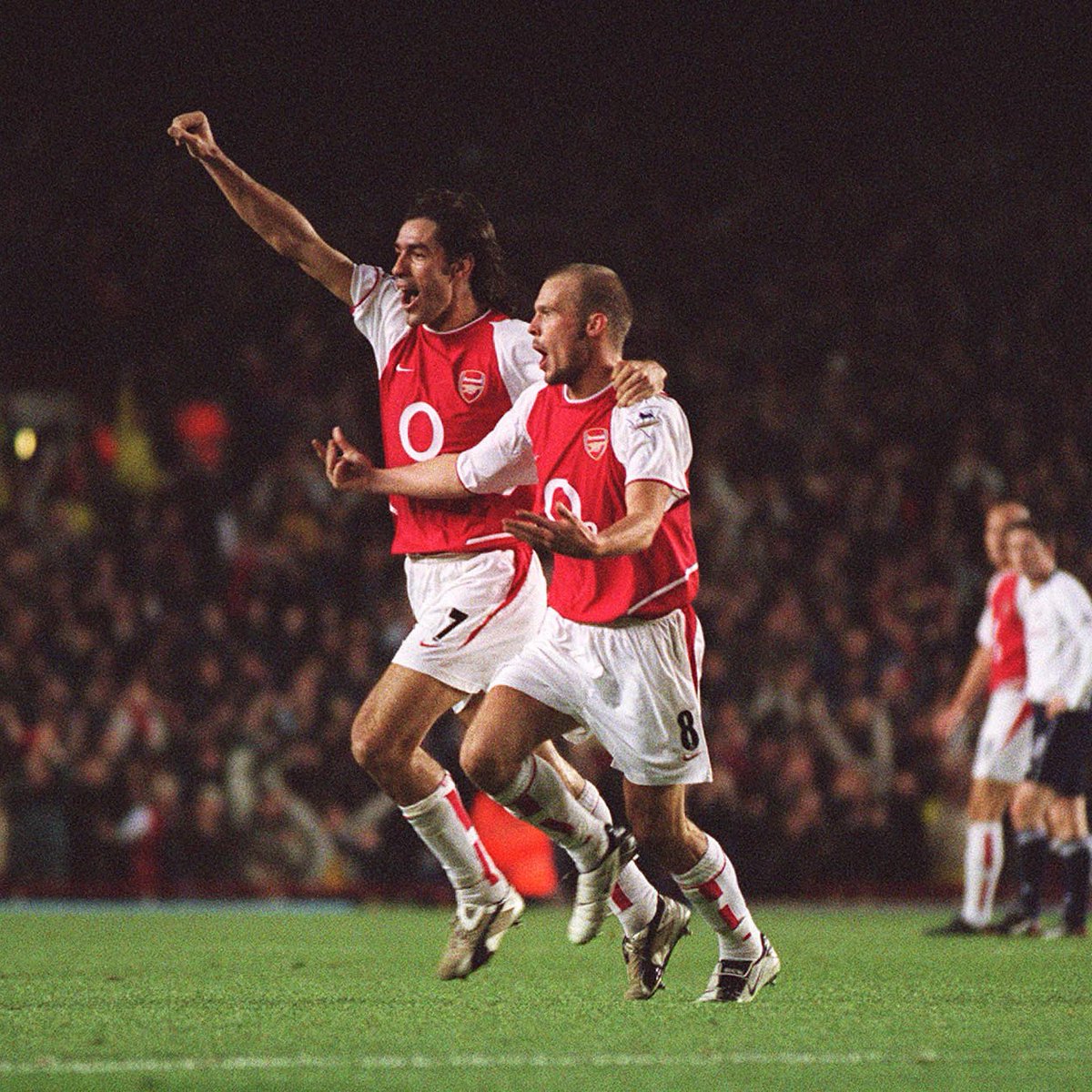 Arsenal's tweet photo. 🗓️ This week for the Invincibles...

🔝 Triumph over Tottenham keeps us top