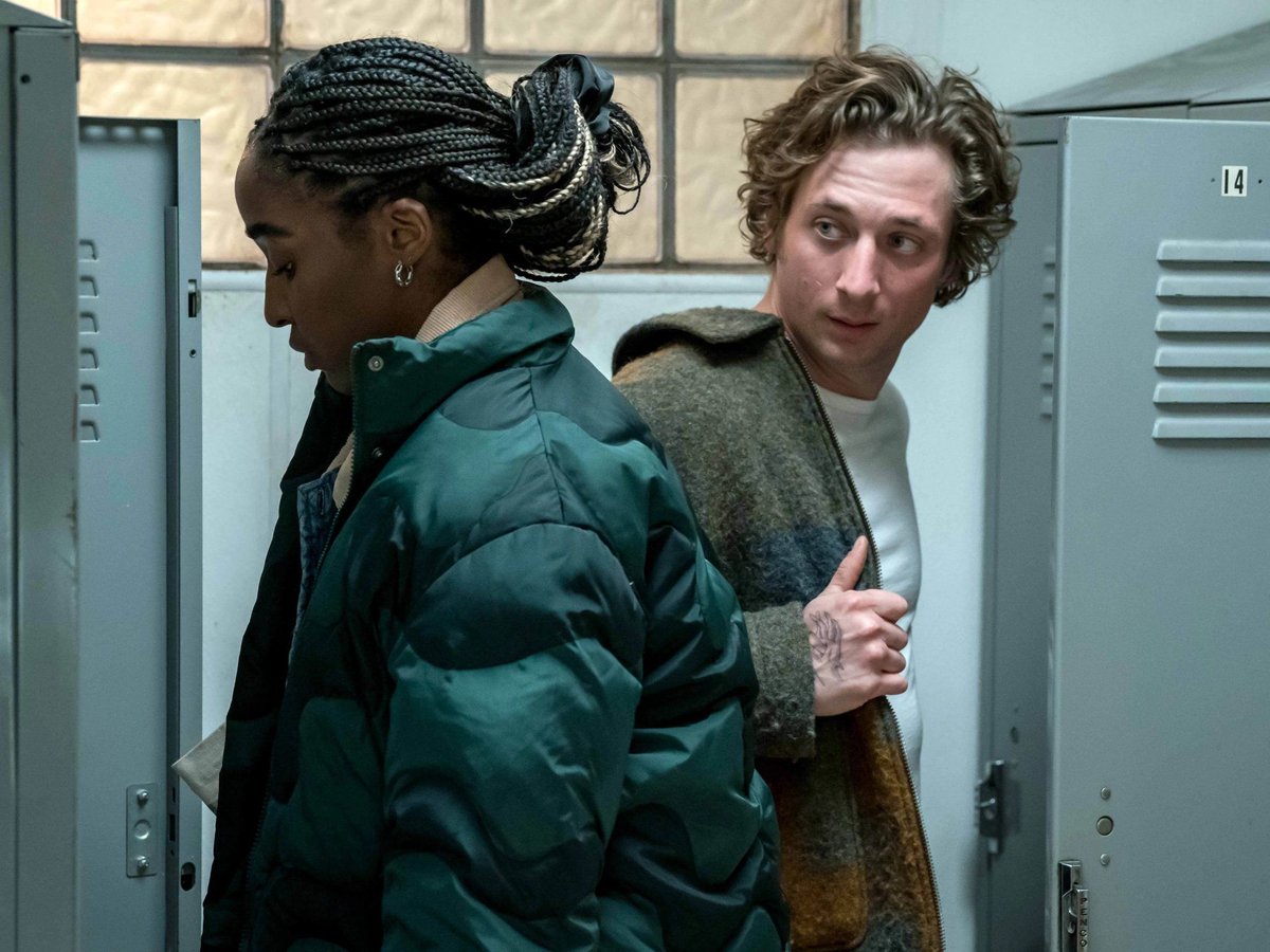 PopCrave's tweet photo. ‘The Bear’ has been renewed for Season 3, Variety reports. https://t.co/KYPTNkJGur