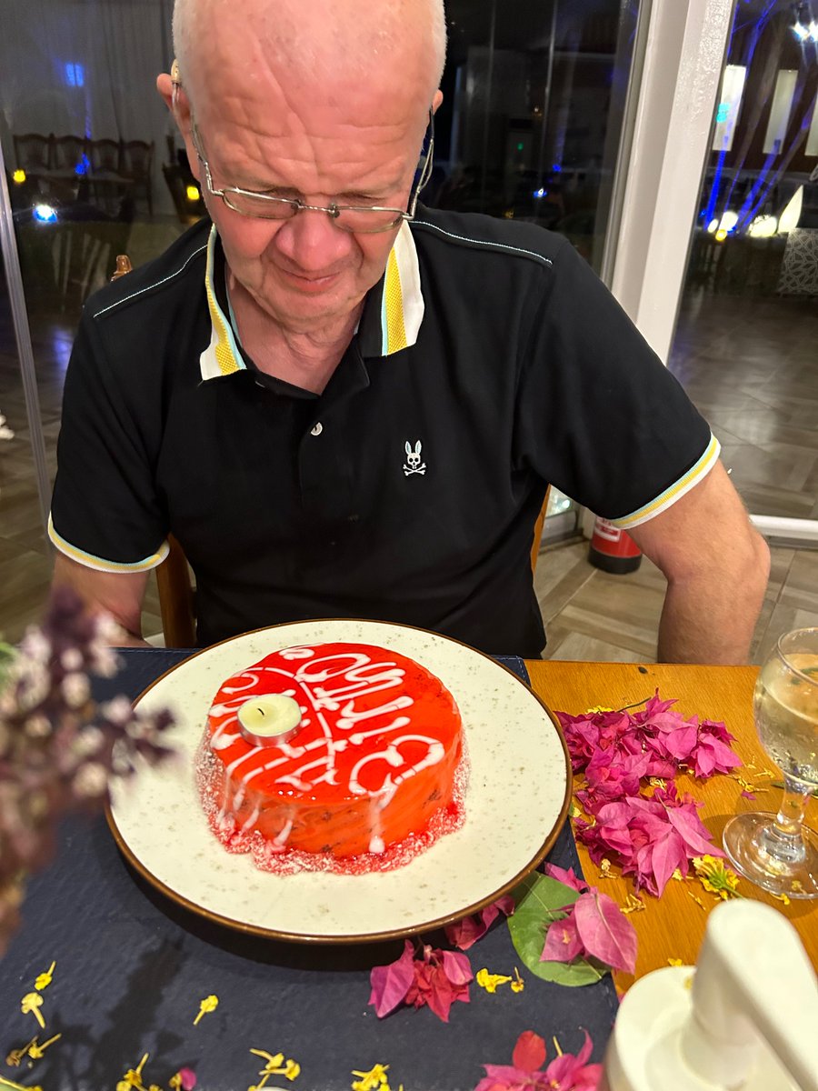 SteveRo46016643's tweet photo. Had a great birthday. The food was epic too. https://t.co/RFeOg1SaUi