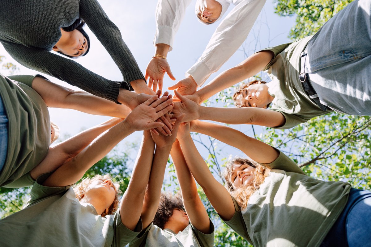 Seeking a highly motivated and organised #ResearchAssociate to enable #Connection #Collaboration #Communication across our multi-disciplinary team to transform housing using bio-based materials and renewables
<a href="/ahrcpress/">Arts and Humanities Research Council</a> <a href="/WSofArchi/">Welsh School of Architecture</a> <a href="/cardiffuni/">Cardiff University</a> <a href="/UniofBath/">University of Bath</a> 

krb-sjobs.brassring.com/TGnewUI/Search…