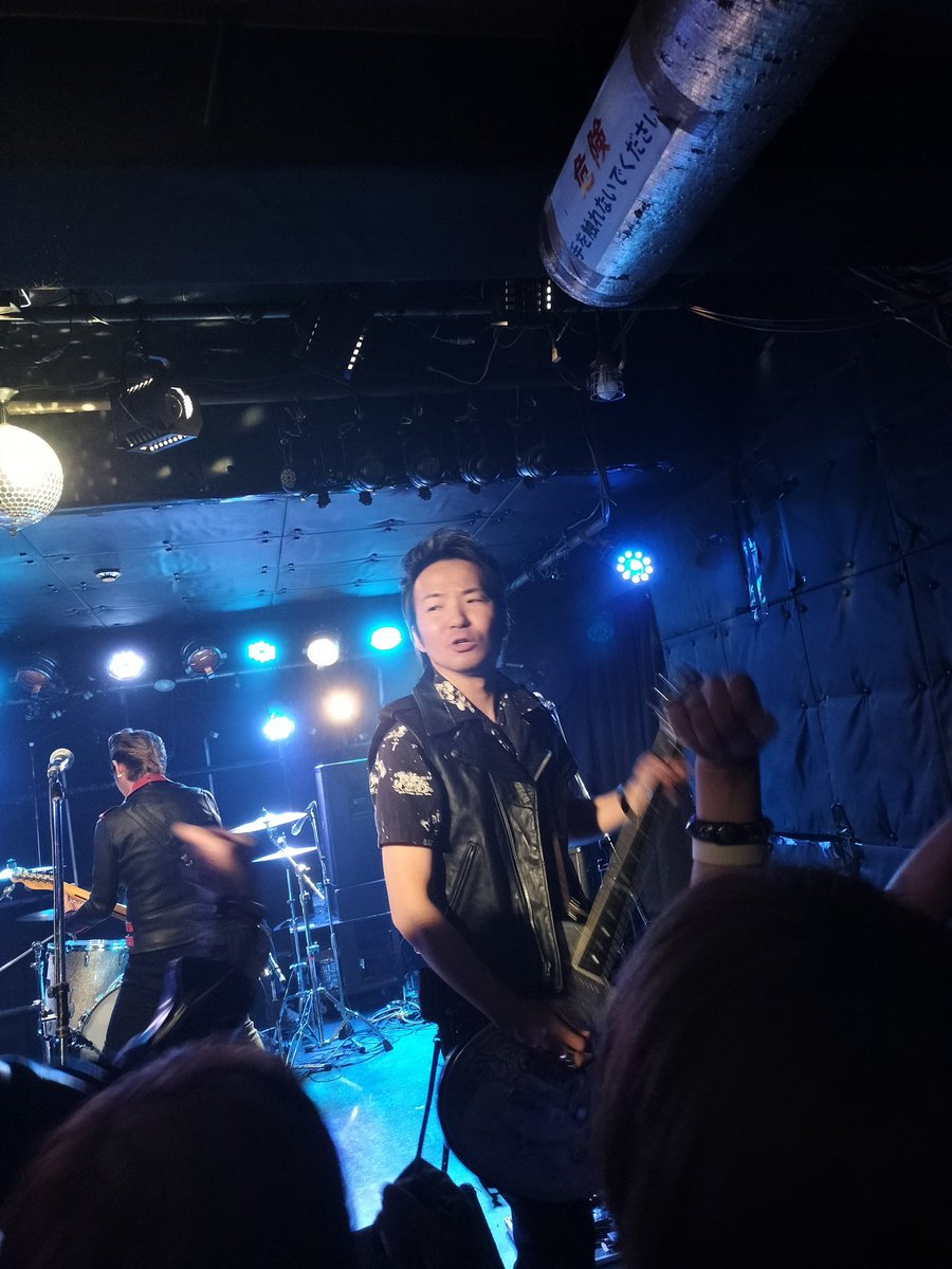 z_piratesrocks3's tweet photo. NITROX
#FELLOWS
#FELLOWS54
#DIRTYOLDDRUNX
#NITROX
#NOJOBs
#THEASIANLIPS
#TheGroovyTimes
#TheKeyStone
#DJz
#DJTAKA
#高円寺showboat https://t.co/zBDn6YhN4B