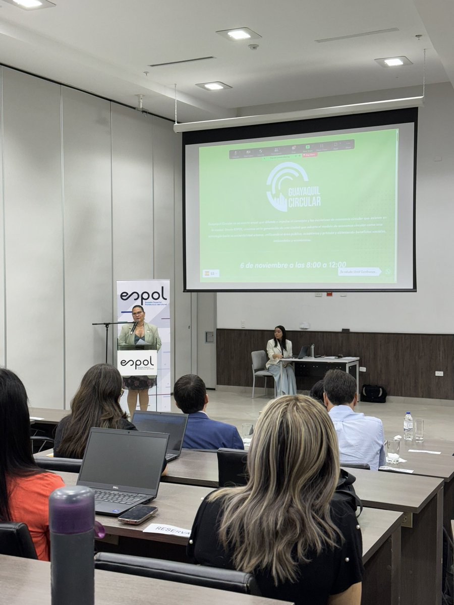 “En ESPOL creamos los espacios para construir el futuro” palabras de la rectora <a href="/cparedesverduga/">Cecilia Paredes Verduga</a> en la inauguración de la Semana de Innovación de la <a href="/espol/">ESPOL</a> 

Arrancamos ahora con el evento “Guayaquil Circular”

Toda la agenda de la semana en: i3lab.org/i3week

#i3week