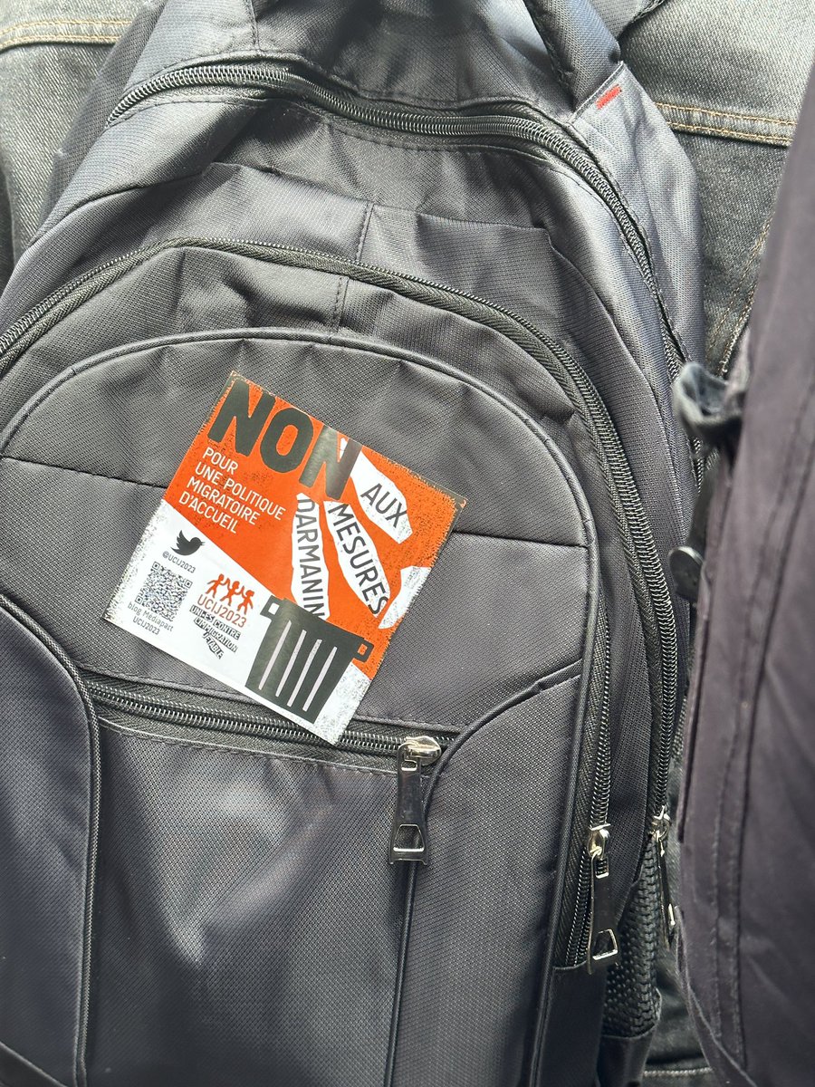 mackendieTOUPUISSANT tweet media