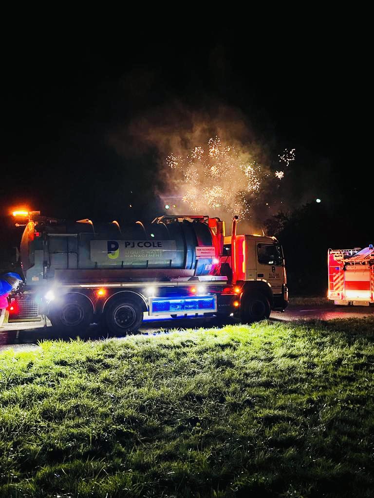 P J Cole Southern Ltd were the proud sponsors of Dunsfold Bonfire on Saturday night.

It was a brilliant night, with a fabulous firework display and fun had by all.

Thank you for having us Dunsfold. We look forward to next year!

#DunsfoldBonfire
#Dunsfold