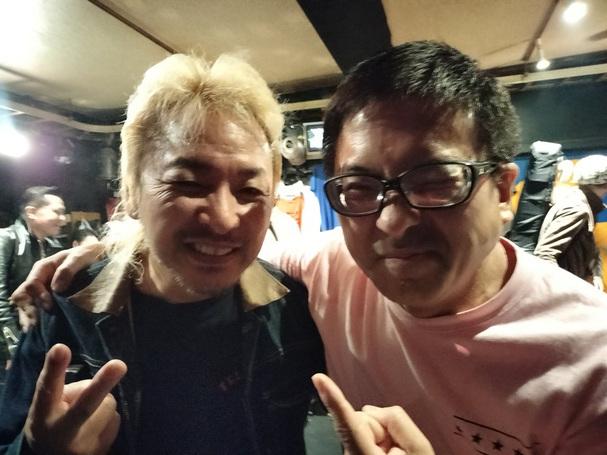 z_piratesrocks3's tweet photo. ありがとうございました✨
ありがとうございました😊
ありがとうございました🙇
#FELLOWS
#EASTBAY
#SKINHEADGIRL
#THERAPTOLS
#TheCALLINGS
#UkuleleHiro
#DIRTYOLDDRUNX
#NITROX
#NOJOBs
#THEASIANLIPS
#TheGroovyTimes
#TheKeyStone
#DJz
#DJTAKA
#高円寺showboat https://t.co/WHiUOPacAd