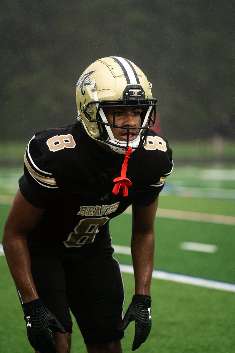 PedroReyesjr_'s tweet photo. Blessed to be named First Team All Conference Defensive Back 🛝🛝 
4 ints 1 for six, 6 pbu’s, 0 touchdowns allowed, 1 force fumble, 30 tackles!! and that’s just defense!! @AbsegamiFB @NextLevelQBs https://t.co/0DlDKC7ZOn