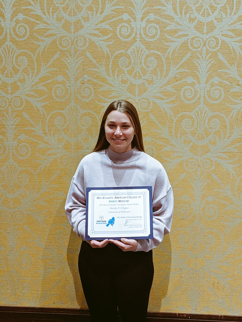 MelissaWitman's tweet photo. Successful @MARCACSM meeting for our lab! Extra congratulations to Mackenzie Rattigan for winning the Undergraduate Student Research award AND the Institutional Undergrad award. Also to @MicheleDagata for being a finalist for the Doctoral Research award. https://t.co/cncrv7MVpv