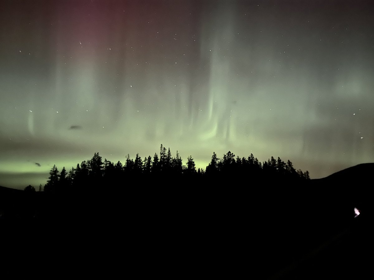 Hayley Melrose (@hayleymelrose8) on Twitter photo Some pretty spectacular northern lights out at the <a href="/ucalgaryscience/">UCalgary Science</a> BGI field station for the <a href="/CWRA_Flows/">Canadian Water Resources Association</a> Kananaskis short course Some pretty spectacular northern lights out at the <a href="/ucalgaryscience/">UCalgary Science</a> BGI field station for the <a href="/CWRA_Flows/">Canadian Water Resources Association</a> Kananaskis short course