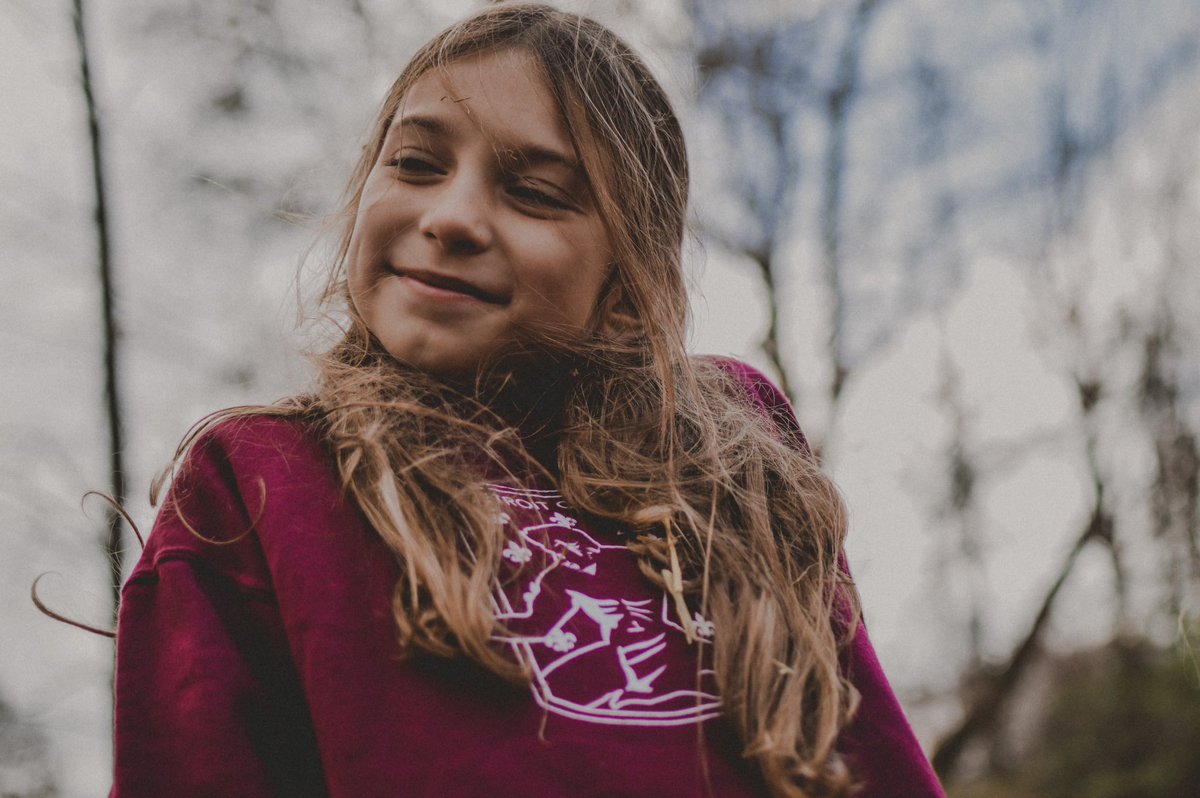 Betsy Larson tweet media