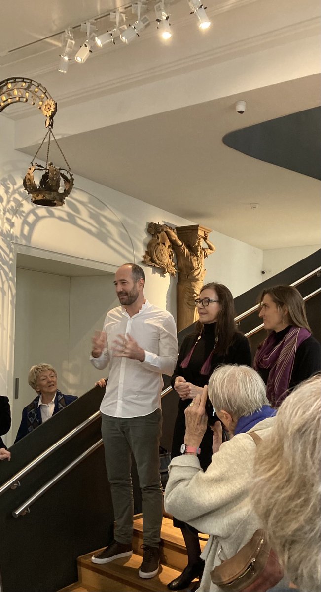 Evelyne Bloch-Dano (@evblochdano) on Twitter photo Prix Femina 2023
Neige Sinno Louise Erdrich Hugo Micheron
#PrixFemina <a href="/museecarnavalet/">Musée Carnavalet</a> <a href="/MicheronH/">Hugo Micheron</a> <a href="/editionsPOL/">Éditions P.O.L</a> <a href="/AlbinMichel/">Albin Michel</a> <a href="/Gallimard/">Gallimard</a> Prix Femina 2023
Neige Sinno Louise Erdrich Hugo Micheron
#PrixFemina <a href="/museecarnavalet/">Musée Carnavalet</a> <a href="/MicheronH/">Hugo Micheron</a> <a href="/editionsPOL/">Éditions P.O.L</a> <a href="/AlbinMichel/">Albin Michel</a> <a href="/Gallimard/">Gallimard</a>