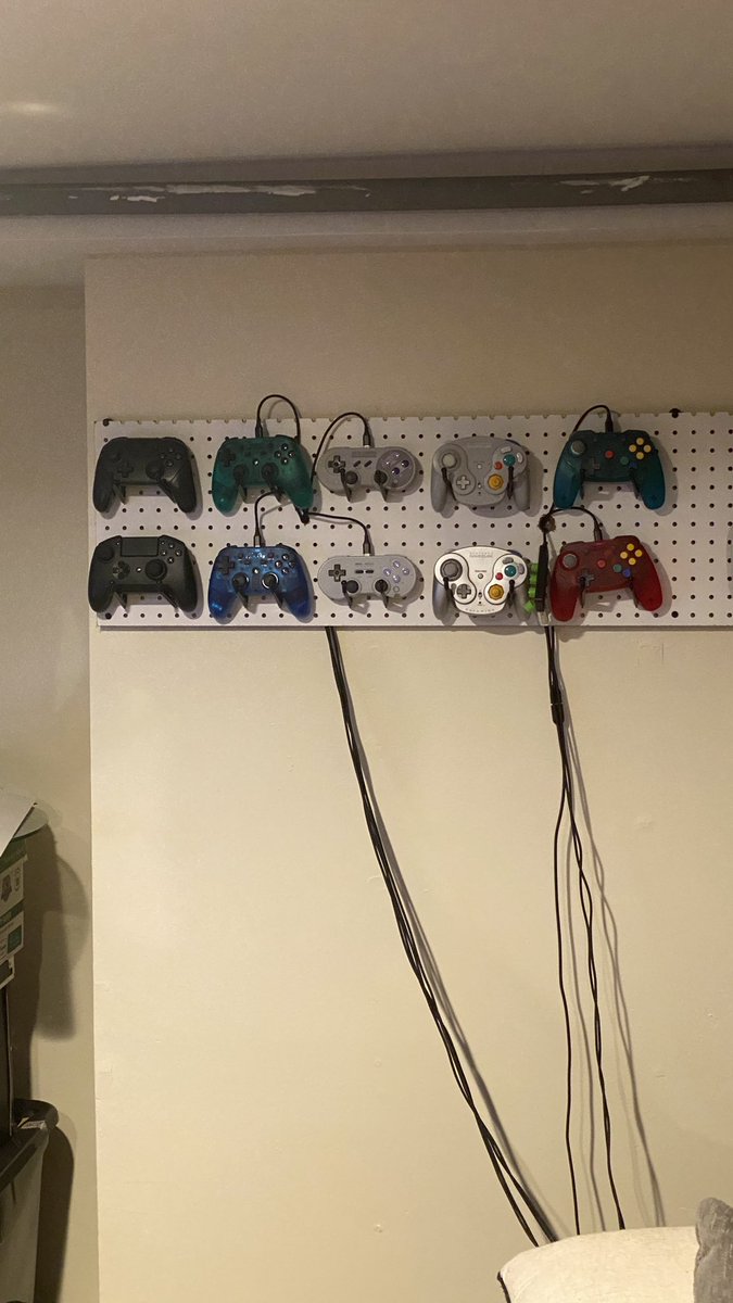 FyreF13nd's tweet photo. Work in progress. Can post a part list if wanted.
#retrogaming #controllerporn #gaming https://t.co/7JEsAfk34C